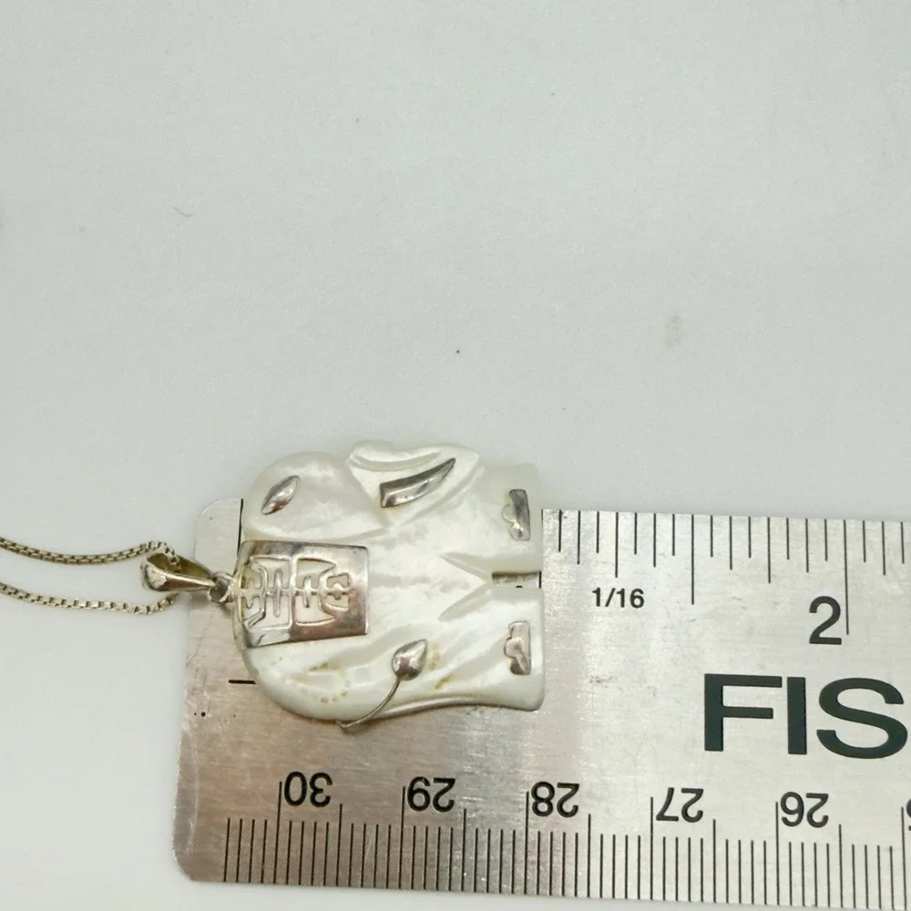 Vtg Mother Of Pearl Sterling Silver Necklace Elephant Chinese Good Luck Pendant